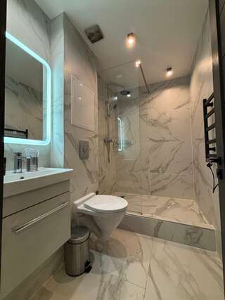 Гостиница Apartments 4 Москва Семейный номер-6